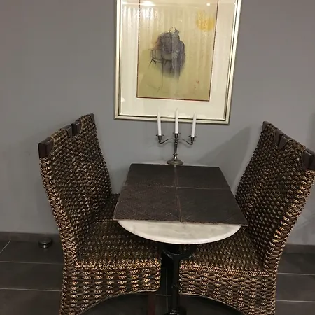 Downtown Center Apartment *